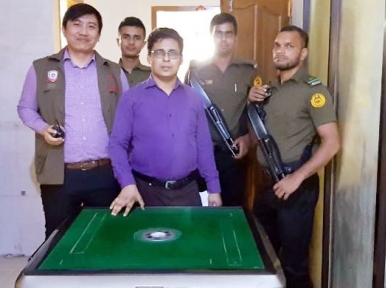 Bangladesh: Casino machine found from Chinese national's house in Uttara